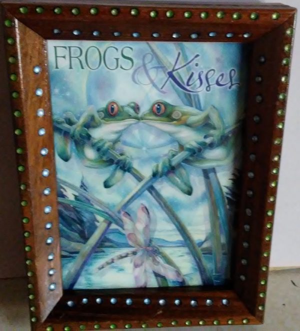 Refurbished picture frame Frogs and Kisses